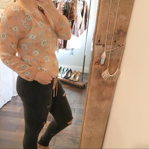 Lucky Brand small sheer boho tassel blouse - Picture 5 of 7